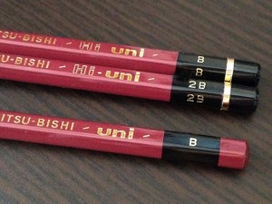 三菱鉛筆　ユニとハイユニ